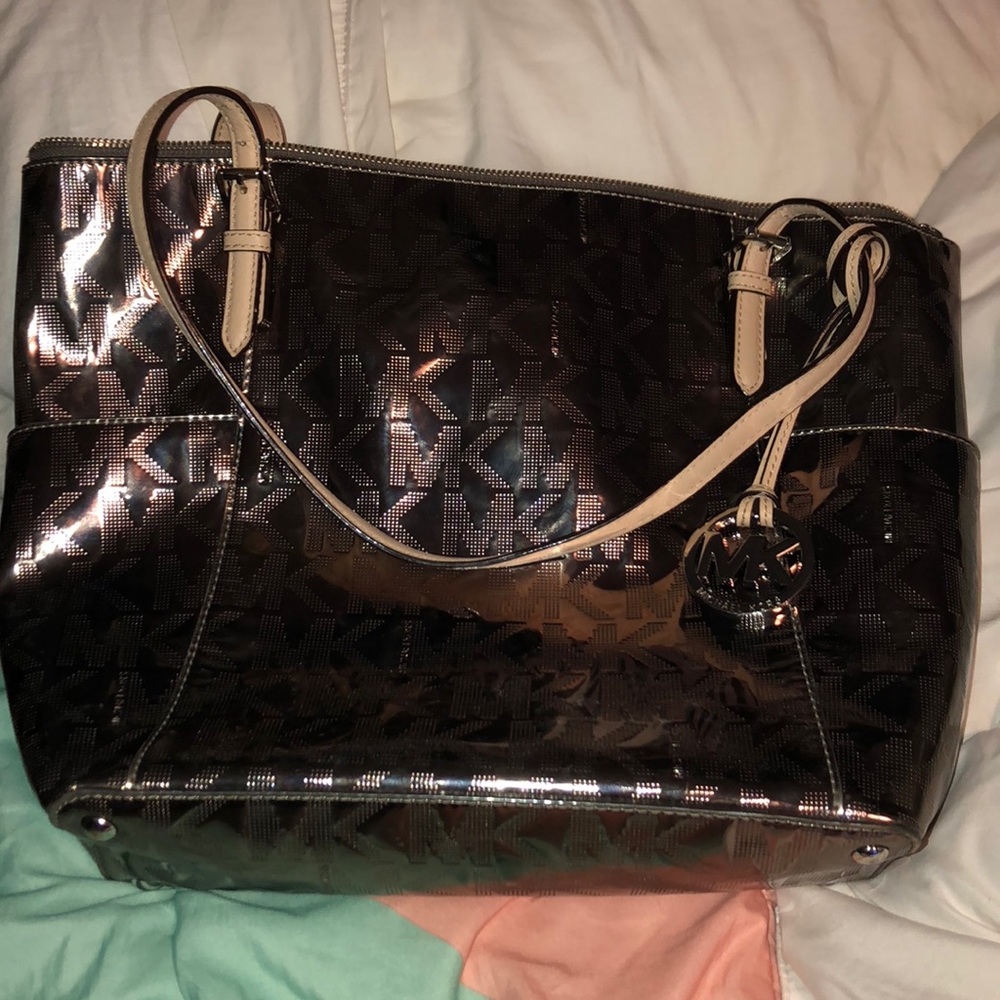 Mk purse